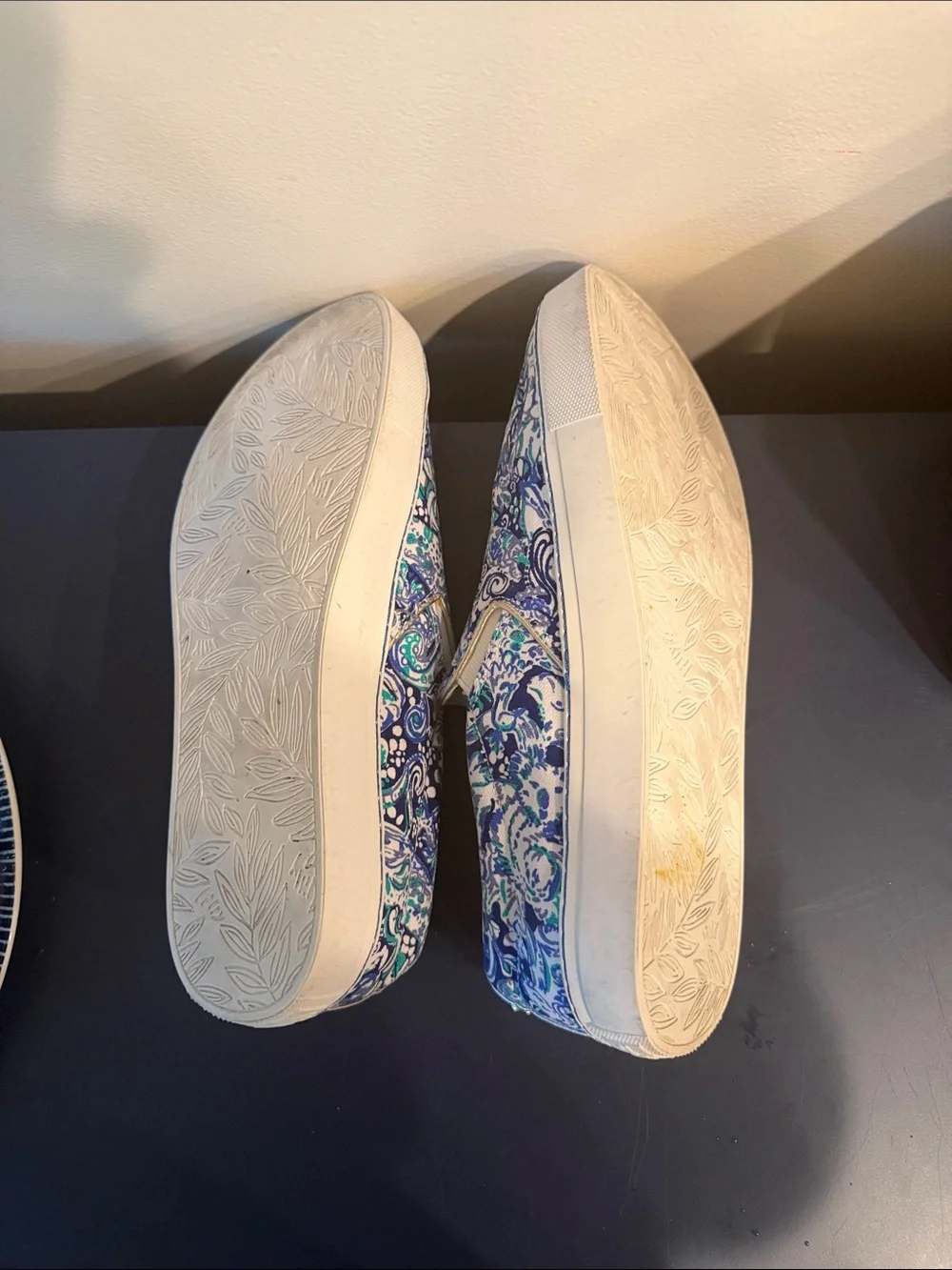 Lilly Pulitzer Julie Canvas Sneakers in Size 10
